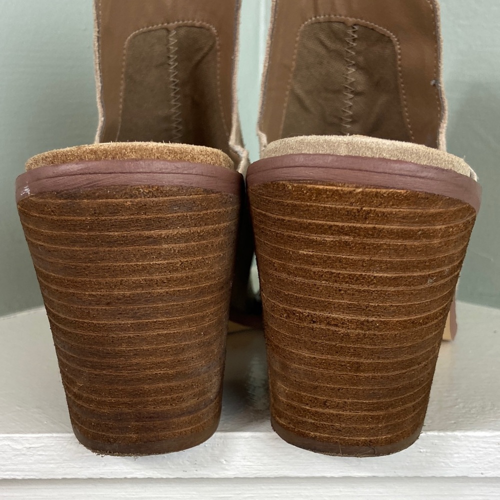 Chinese Laundry Suede Leather Tan Women's Mules Booties Block Heels 9.5 - Picture 5 of 13